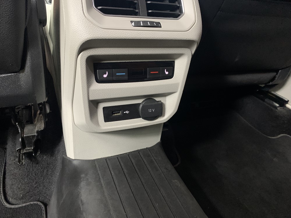 Montare 12 - VW Tiguan 2019 Instalare Bancheta Spate cu Incalzire Remediere Probleme AreaView 360