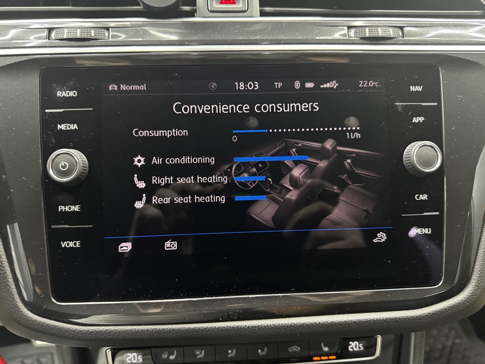 Montare 8 - VW Tiguan 2020 Instalare Incalzire In Banchete Spate Climatronic Incalzire Banchete Spate