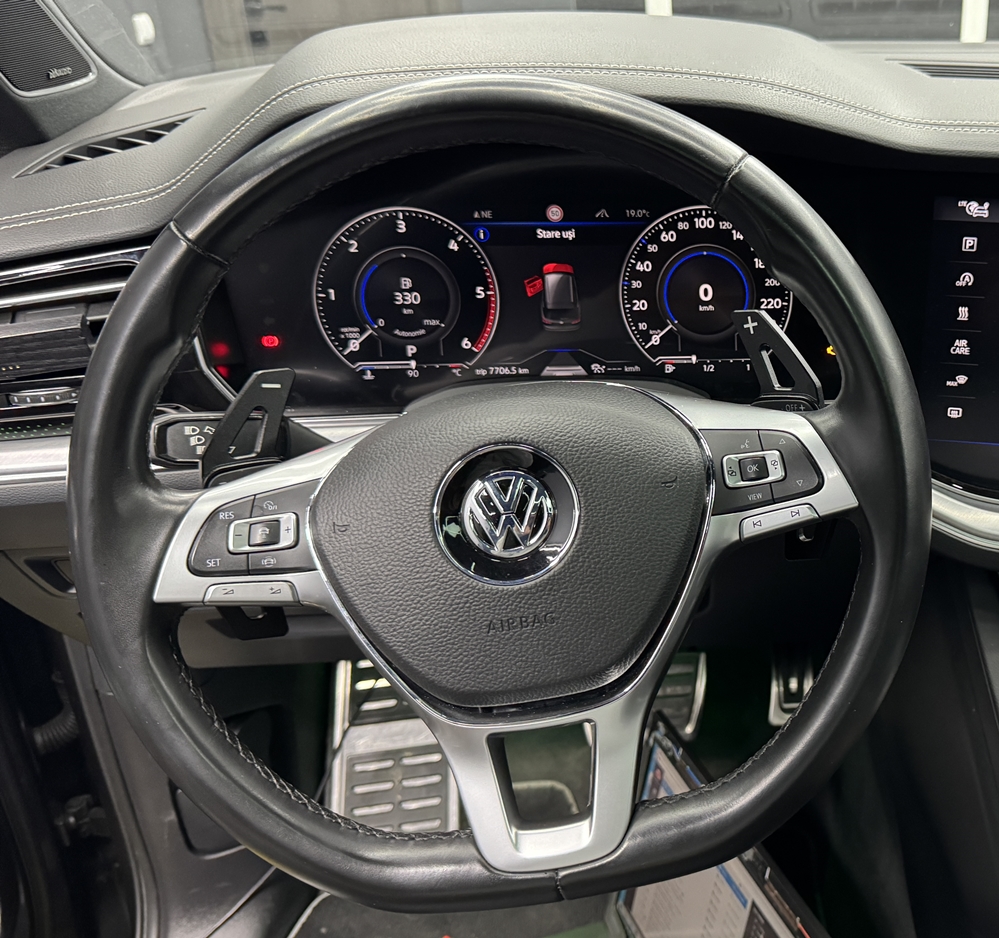 Activare 3 - VW Touareg 3 CR 2020 Instalare Volan R Comenzi Touch Tactile Haptice Bucuresti Montare 3 - VW Touareg 3 CR 2020 Instalare Volan R Comenzi Touch Tactile Haptice Bucuresti