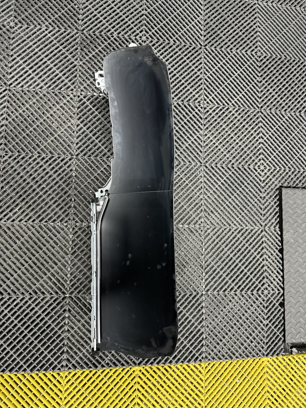 Montare 5 - VW Touareg CR Eroare Front Assist Lane Assist Indisponibil ACC Indisponibil Reparatie Bucuresti