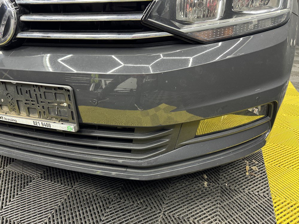 Activare 12 - VW Touran 2017 Montaj Instalare Senzori Parcare Fata Spate Originali Montare 12 - VW Touran 2017 Montaj Instalare Senzori Parcare Fata Spate Originali