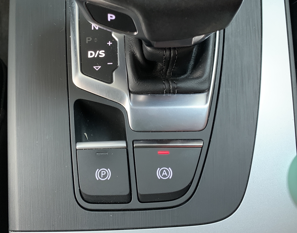 Montare Instalare Buton Auto Hold Audi Q5 FY 2018 Activare Functie AutoHold